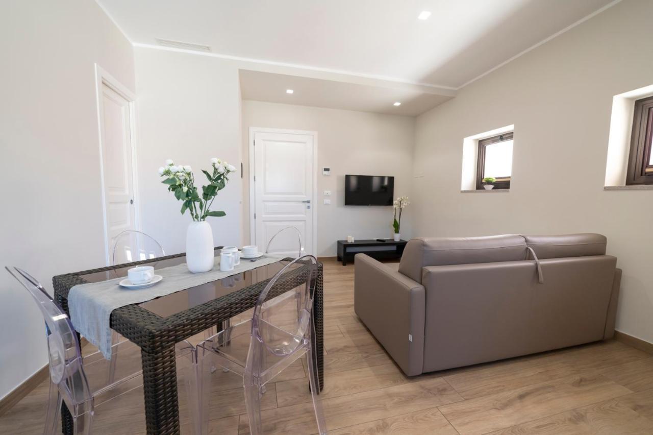 Ruggero Settimo - Room & Suite Palermo Bagian luar foto